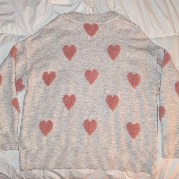 🩷♥️Crown& Ivy M Sweater Hearts - Picture 2 of 5